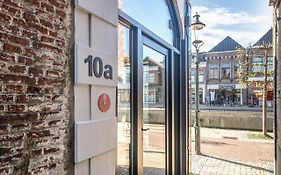 Snoozz Hotels Bolsward Boutique hotel zonder receptie met digitale sleutel